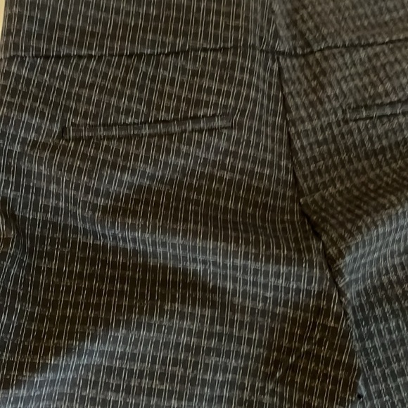 Flattering and fun black patterned zipper flat front slacks - Picture 9 of 13